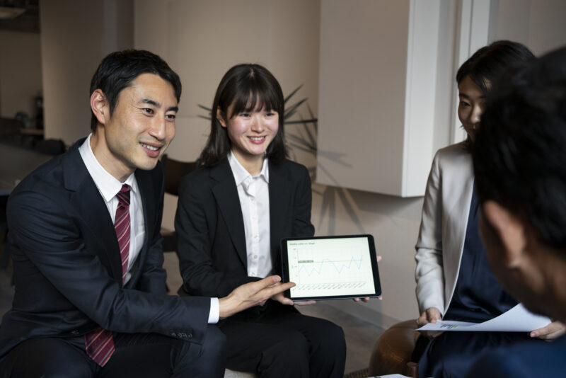 人事労務管理を効率化するには?