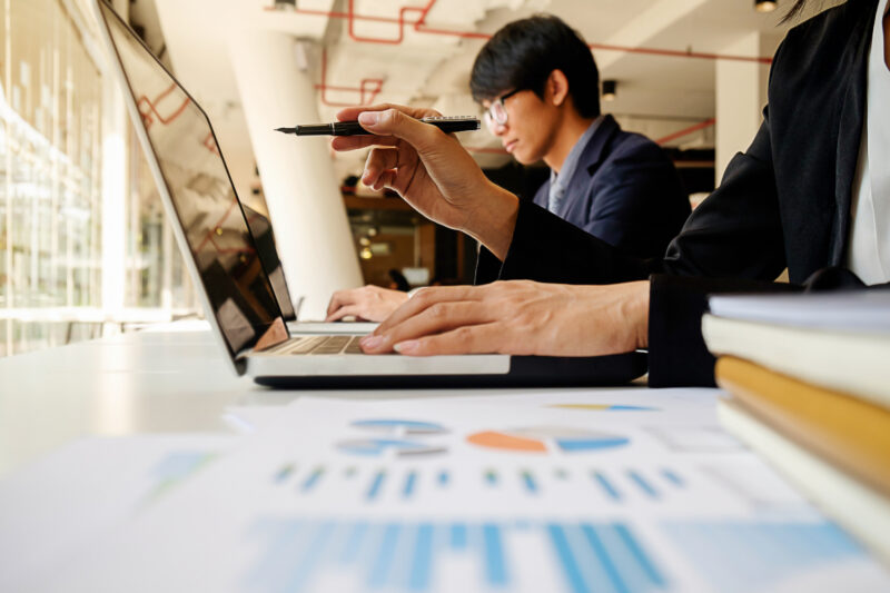 企業における労務管理業務とは